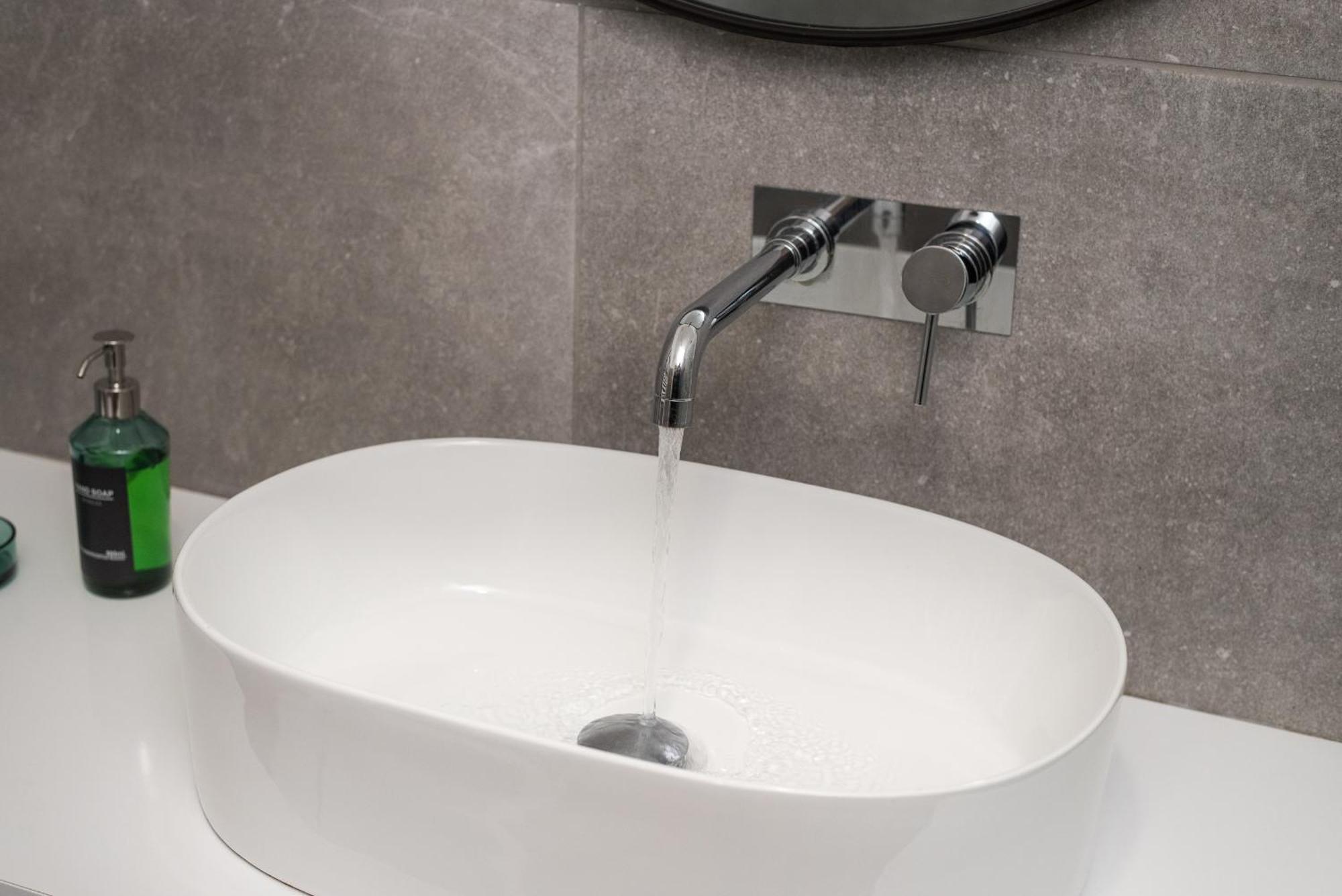 Apartamento Vaticano 15 Min - Flat Con Giardino, Wi-fi & Netflix